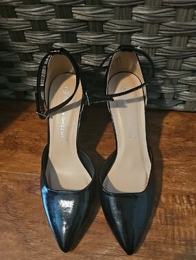 Claudia Ghizzani Pointed-Toe Ankle-Strap Heels